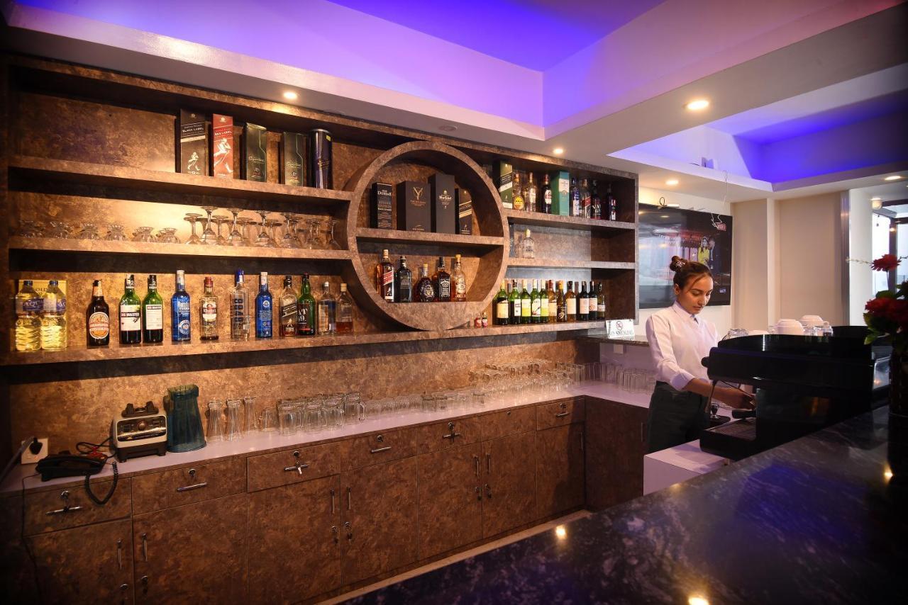 Hotel Simal Kathmandu Luaran gambar