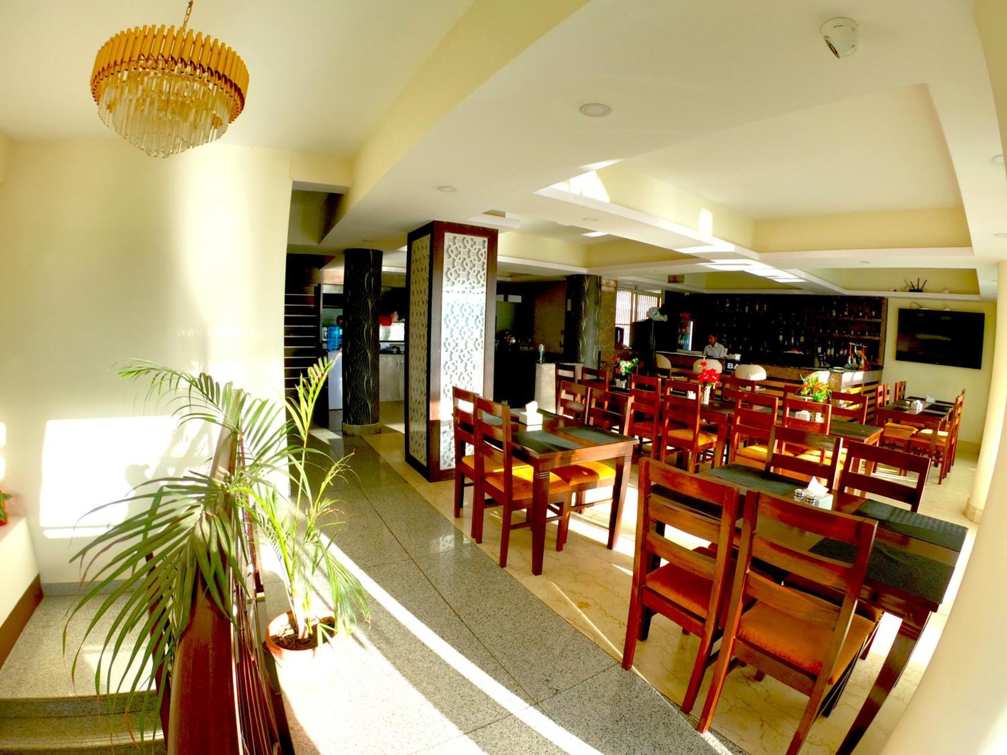 Hotel Simal Kathmandu Luaran gambar